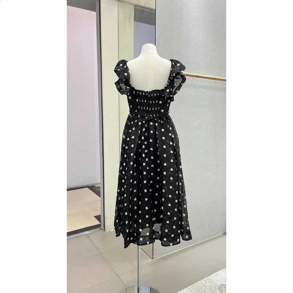 Vintage Dresses Charming Polka Print A-line Dress with Black Heart Lace V-neck High Waist and Puffy Silhouette 250317