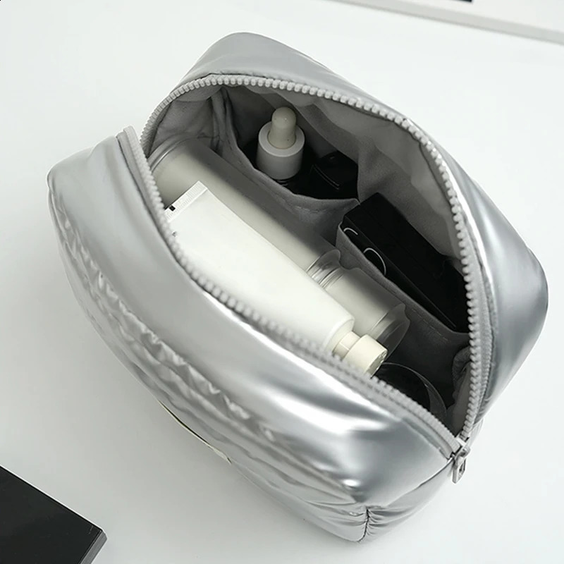 Fashion Large Capacity Makeup Bag Travel Organizer Portable Cosmetic Bag Multifunctional Storage Washbag 250314