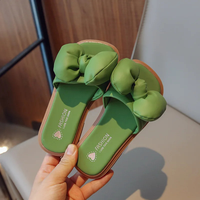 Princess Slippers Girls Sandals Childrens Summer Kids Fashion Bow Soft Sole Flat Slippers H712 250318