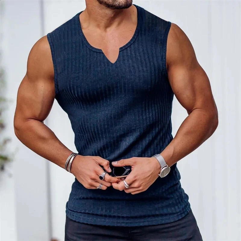 2024 Summer men Vneck Vest stripe gym Tank top Men Fitness sleeveless shirt Exercise Sports Undershirt Gyms train vest 250319
