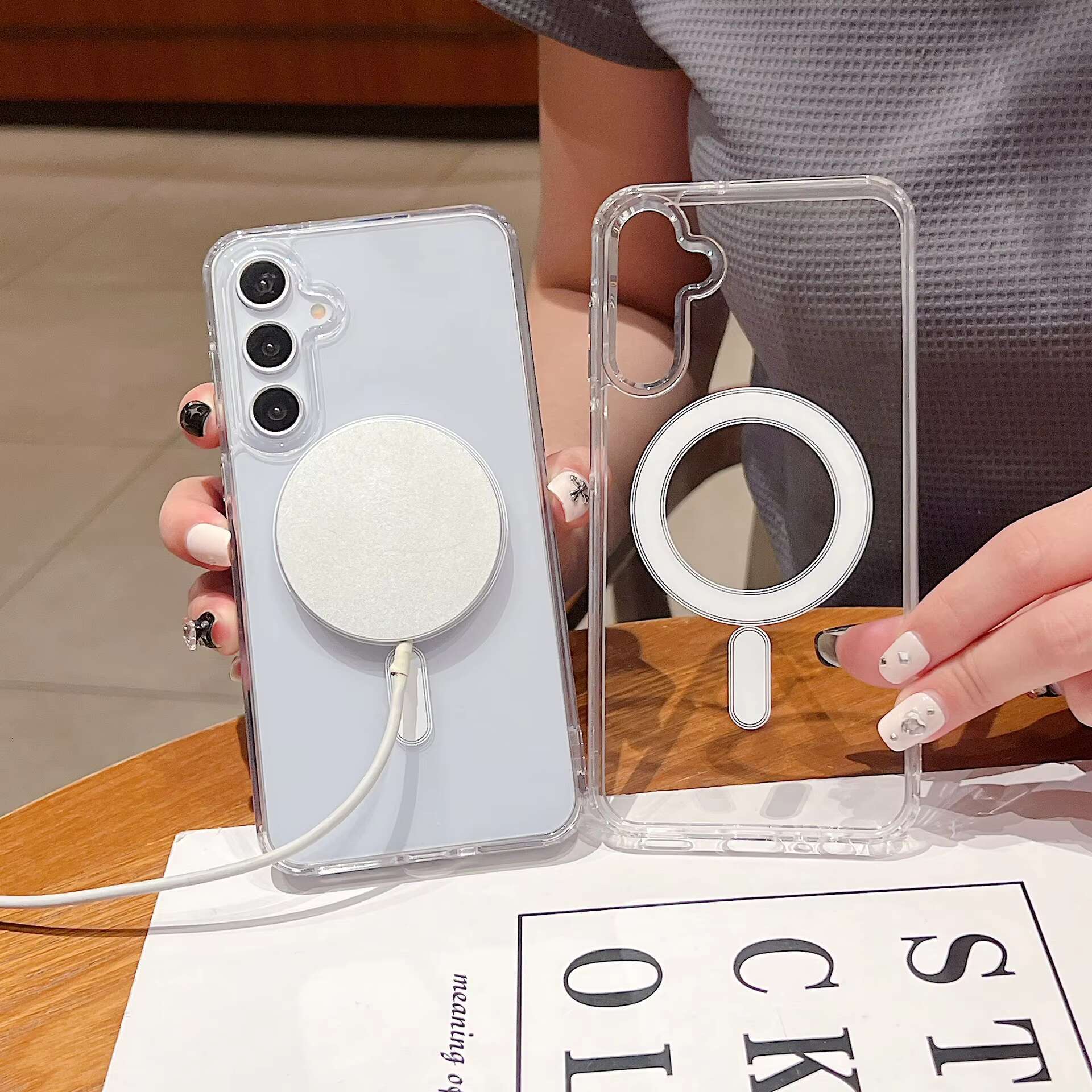 Anti-shock Transparent Magnetic Wireless Charging Back Phone Cover for Samsung S25 S24 Ultra S23 S22 ultra Plus