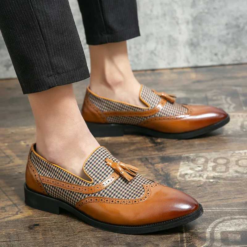 Trend Checkered Mens Brogue Shoes Original Tassels Formal Shoes Men Loafers Plus Size 48 Leather Man Evening Shoes LeatherXJ250319