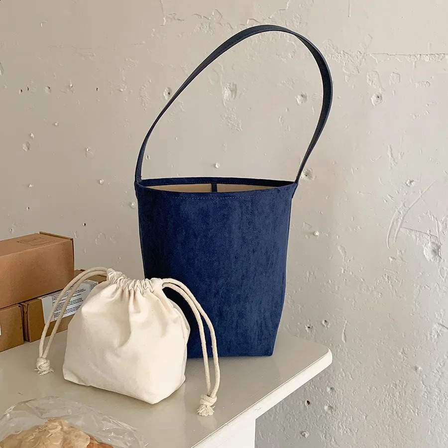 Womens bucket bag matte leather womens shoulder bag retro suede womens large hand bag bolsos winter composite bag bolsas 250317
