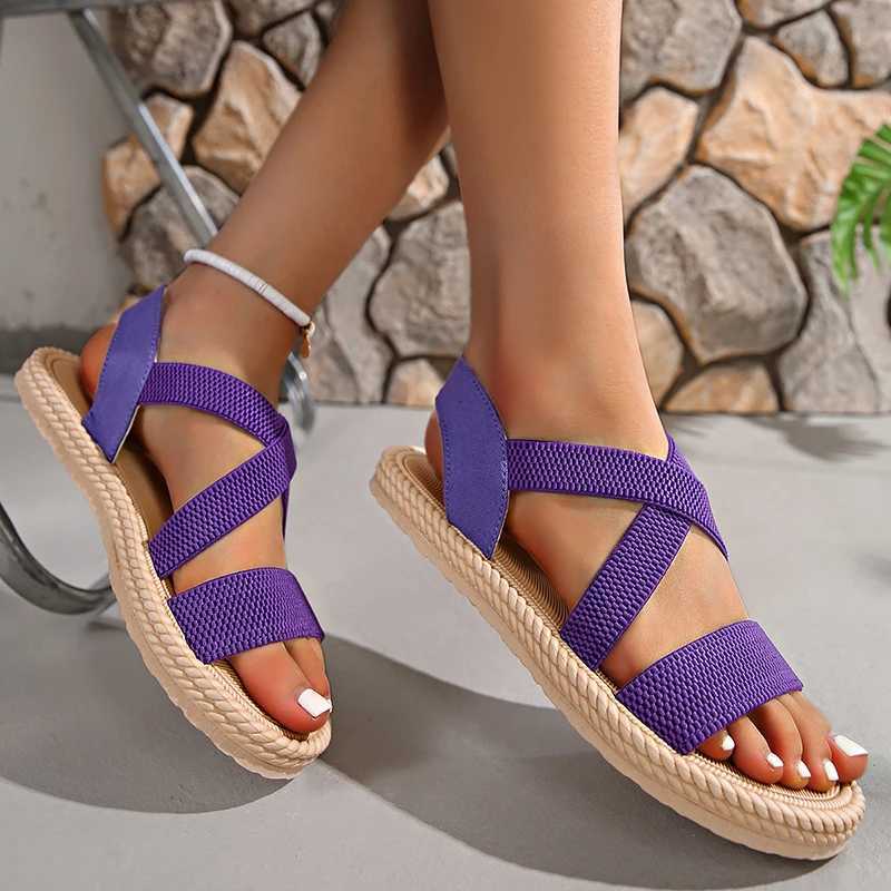 New Arrival Summer New Flats Sole Womens Sandals Fashion Cross Band Plus Size 43 Beach Sanders 2025 Hot Selling Womens Vacation Zapatillas T250318