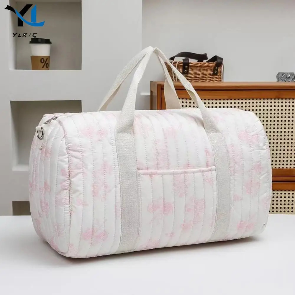 Diaper Bag Tote for Mom and Dad Adjustable Strap Travel Baby Bag with Multi-Pocket Diaper Bag for Hospital and Weekender Travel 250319
