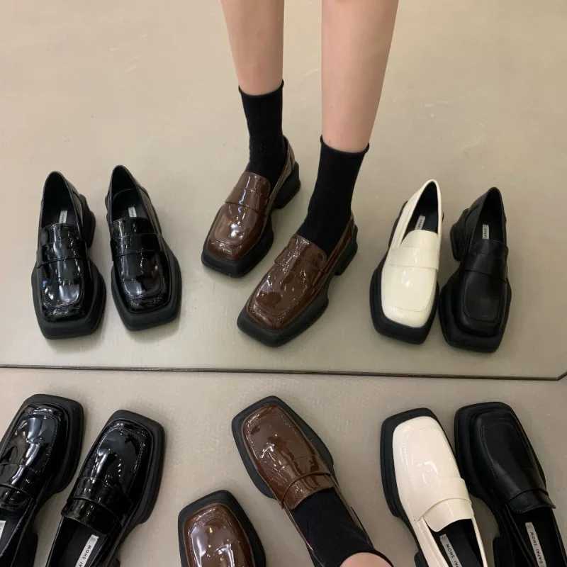 Womens luxury Loafers Fi square toe platform womens pump design evening party high heels womens casual solid shoesXJ250319
