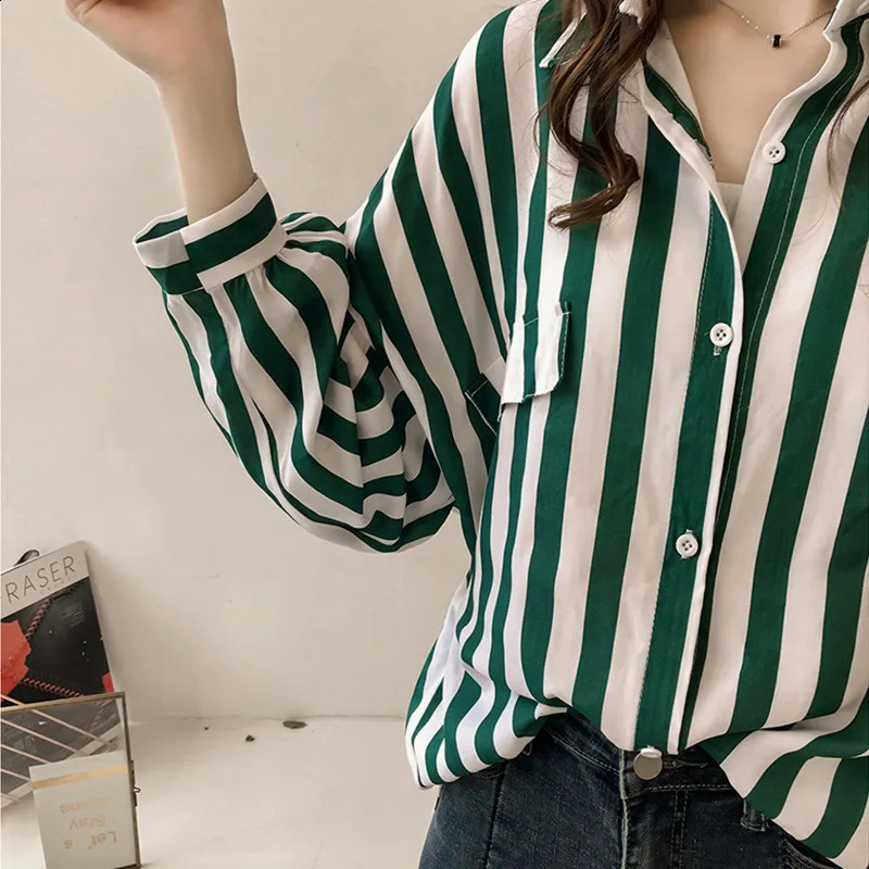 French office ladies trend casual collar vertical striped shirt and womens pocket long sleeved top 250318