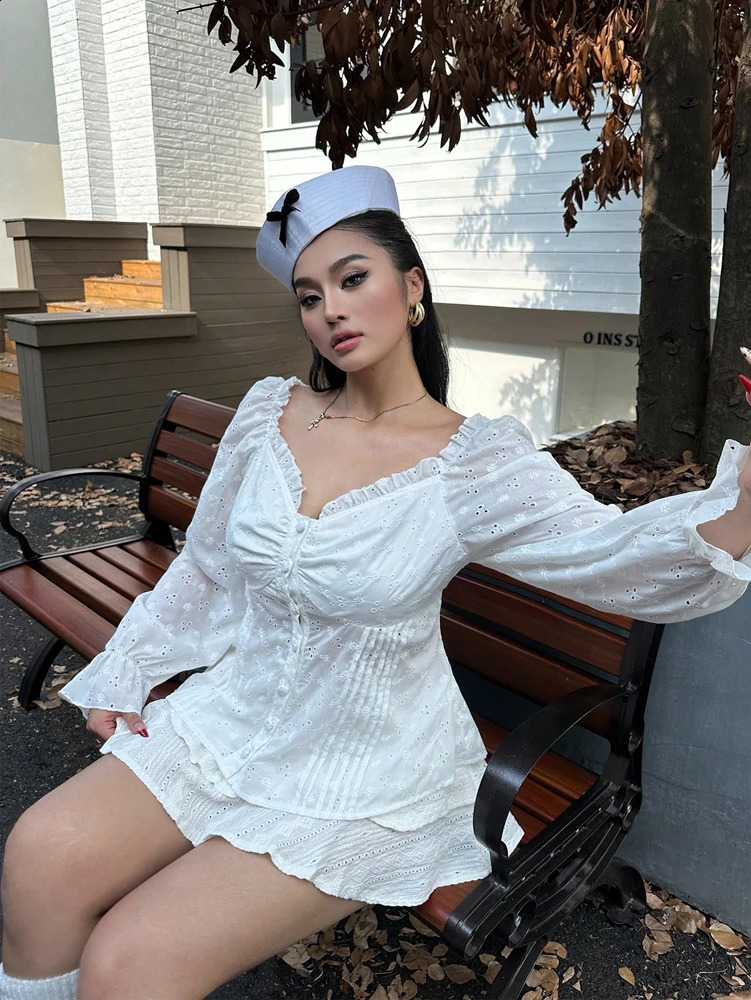Womens solid color sweetheart collar long sleeved pleated embroidered shirt elegant spring and summer style 250319