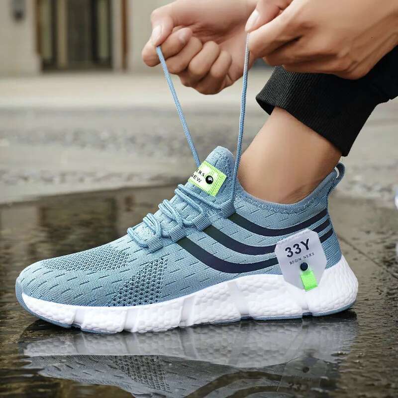 2025 New Men's Breathable Classic Running Shoes Men's Outdoor Lightweight and Comfortable Mesh Shoes Slide in Designer Fashion Walking Shoes