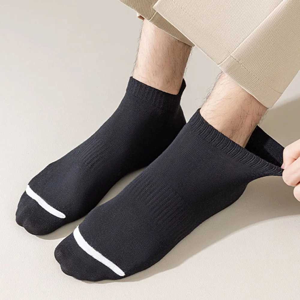 1 pair of mens sports boat socks summer cotton anti slip boat socks breathable deodorant short socks business casual ankle mens socks X250319