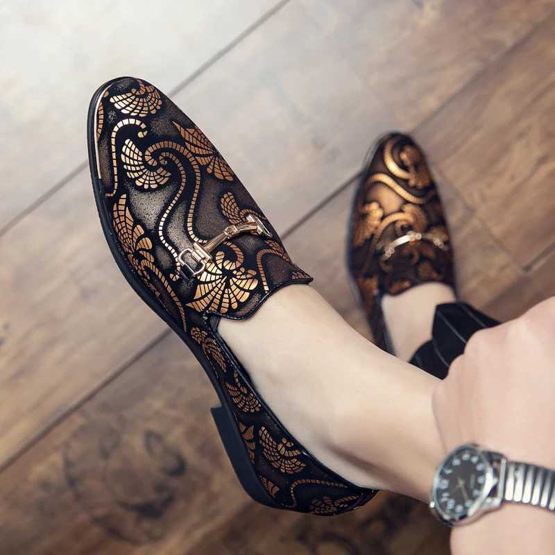 New mens leather shoes mens luxury British gold blue countryside pattern Oxford classic gentleman wedding ball shoesXJ250319