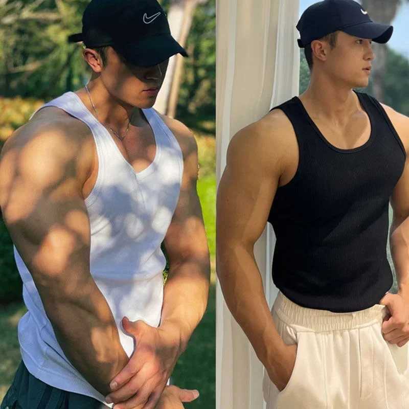 New Summer 2024 Merican Tape Sleeveless Sports T-shirt Mens Thick Line Fitness Vest Quick Drying Muscle Train Clothing VestT250318