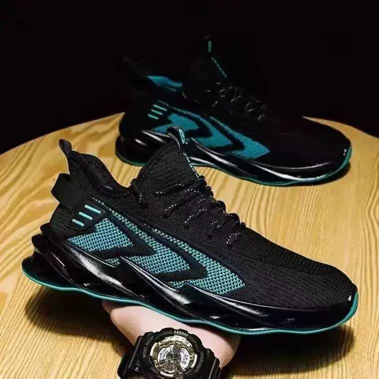 Breathable Mens Shoes Mesh Sneakers Fashion Lightweight Casual Shoes Outdoor Soft Sole Male Running Shoes Non Slip Tennis Shoe Z250319