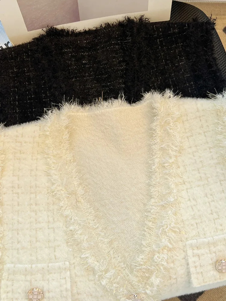 Sparkling knitted Ves soft fuzzy buttons pockets sleeveless plain jacket autumn and winter set 250319