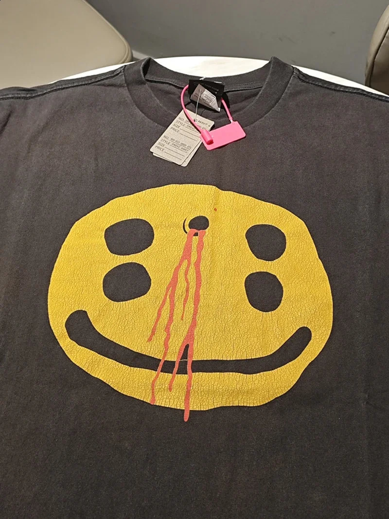 Saint High Quality Casual Loose Smiling Print Men T Shirt 250319