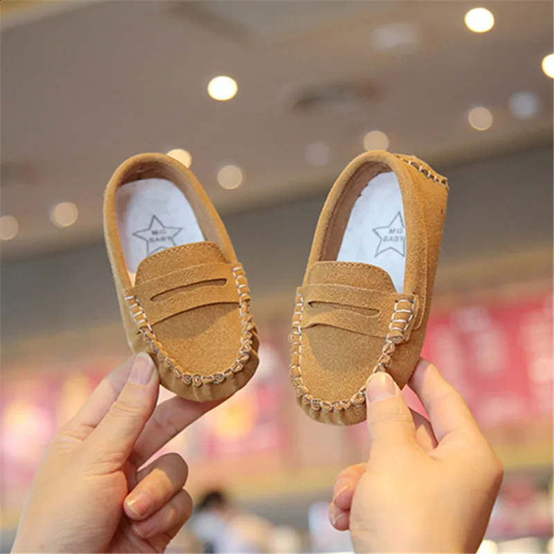 Childrens shoes boys flat sports baby casual toddler breathable sneakers soft sole solid color 250319
