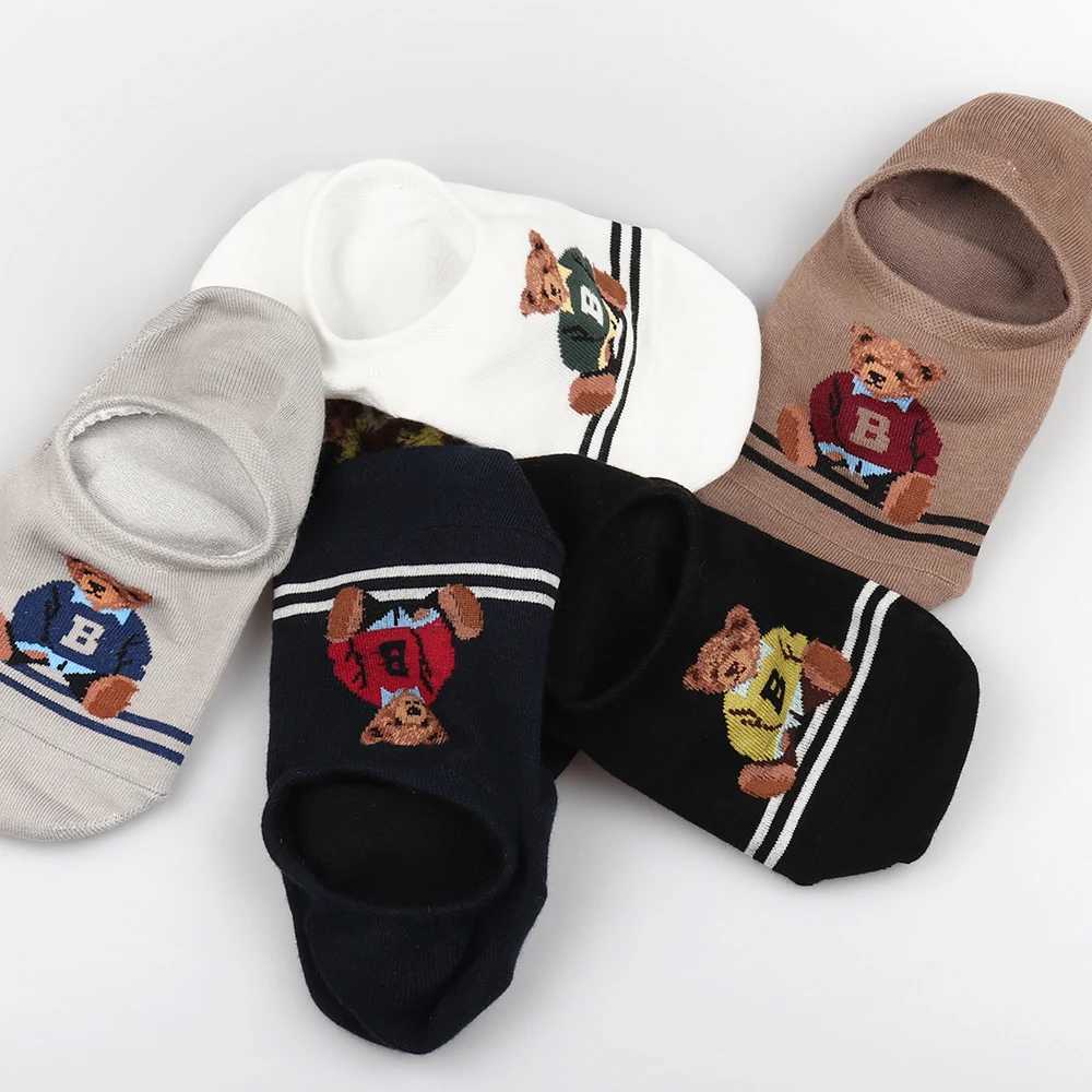 1 pair of summer womens comfortable socks cute bear boat socks anti slip silicone invisible casual womens spring and summer short socks X250319