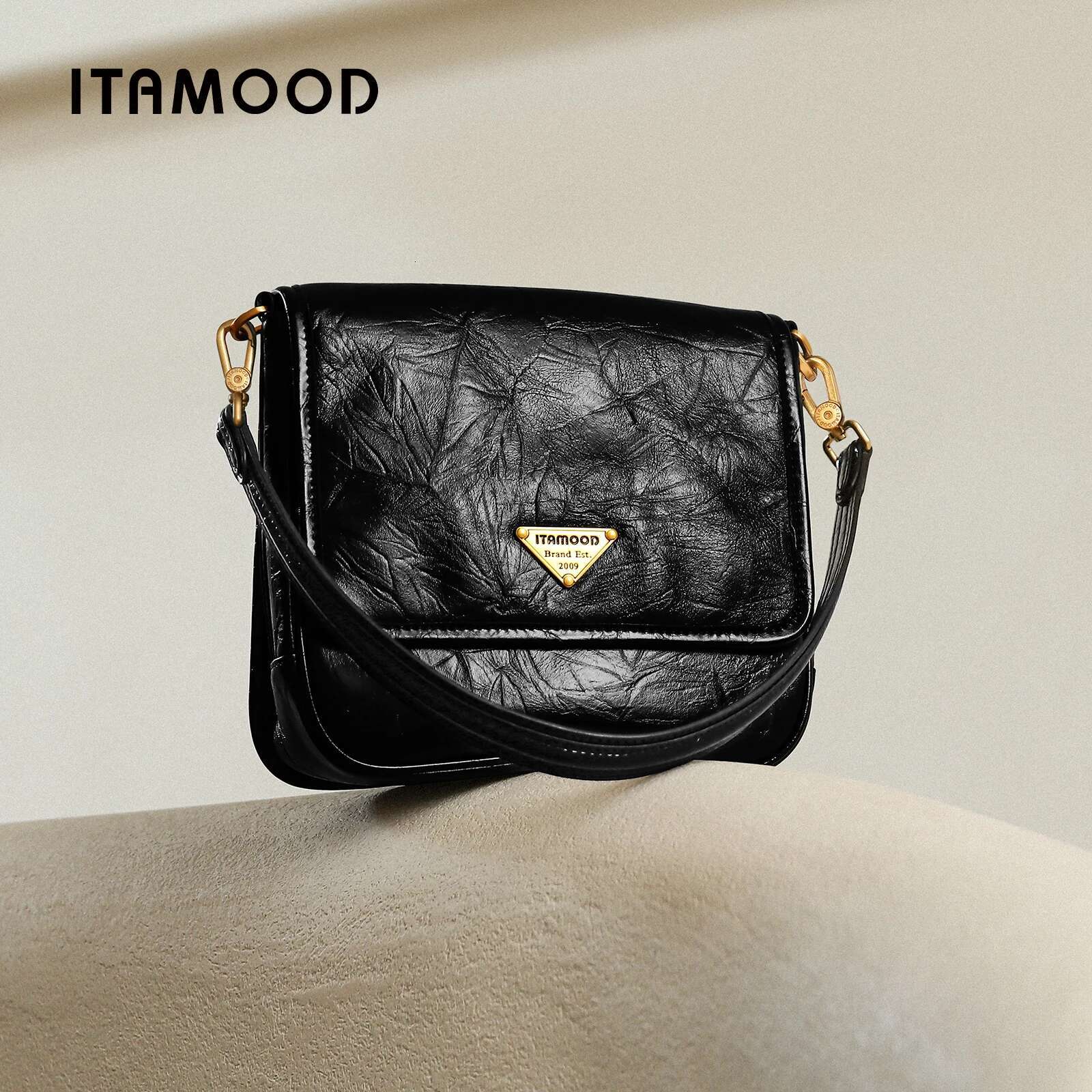 ITAMOOD Vintage-Style Shoulder Bag With Adjustable Strap 2-Layer Cowhide Leather Water-Resistant Magnetic Closure