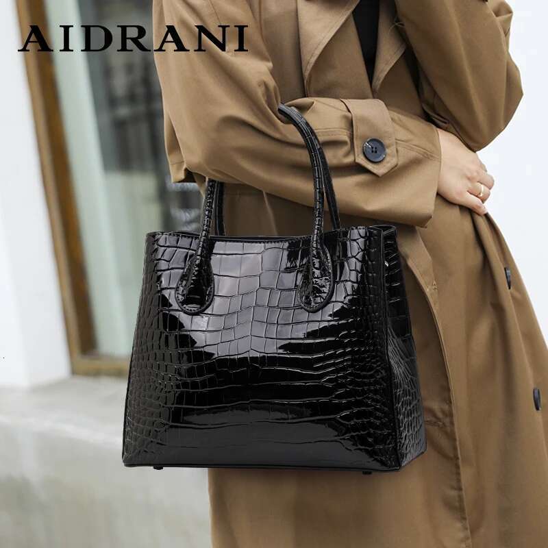 Aidrani Genuine Leather Women's Handbag, Light Crocodile Patterned Large Capacity Cowhide Bag, Black Square