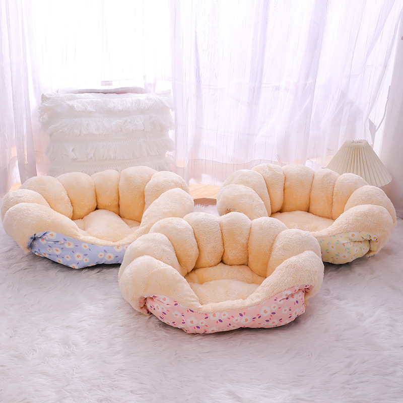 Warm Velvet-Lined Pet Bed - Thick Insulated Cat & Dog Nests for Cozy Winter Nights - view 5