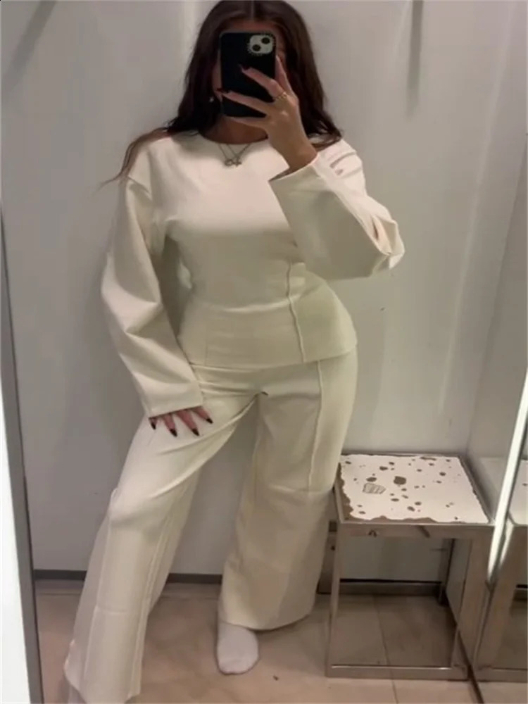 Womens twopiece solid Oneck full sleeved sweatshirt loose elastic waist straight pants set for springsummer 2025 womens clothing 250319