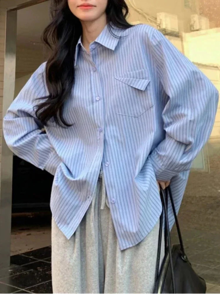 Korean fashion womens loose long sleeved shirt with pockets for casual spring blue striped 250318