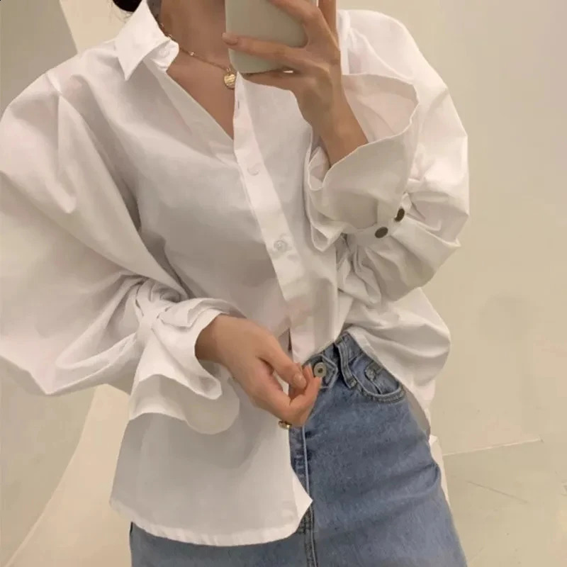 French office ladies elegant white shirt Korean fashion matching womens and fluffy sleeves trend 250319