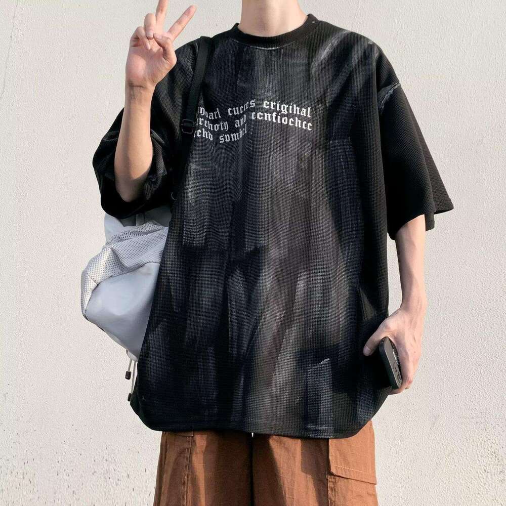China-Chic niche design sense hand drawn graffiti T-shirt men's summer high street oversize hip-hop sports shirt