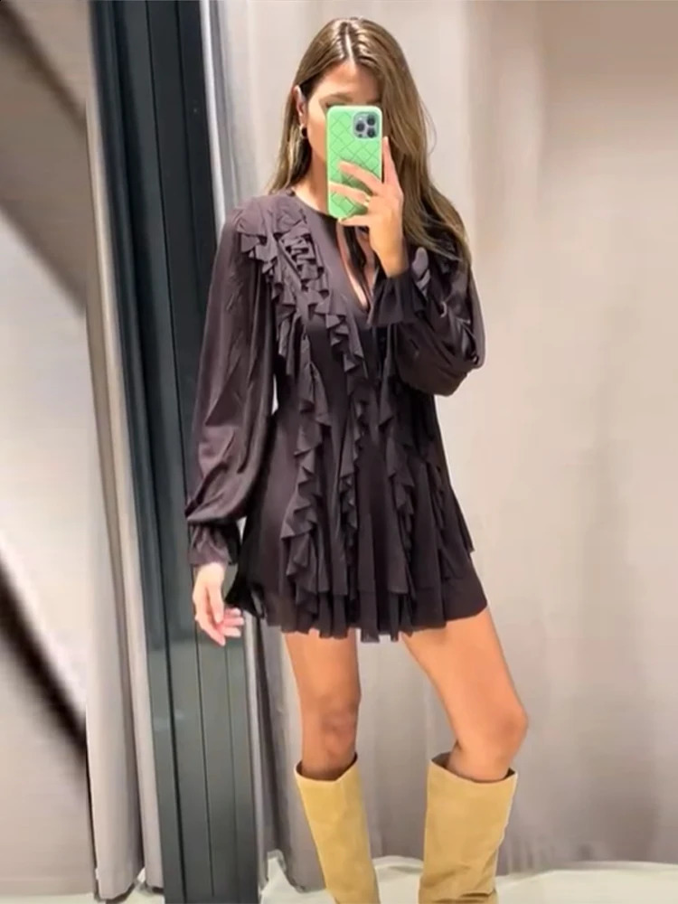 2025 womens Vneck lace pleated long sleeved dress elegant solid chiffon Aline mini summer street vest 250319