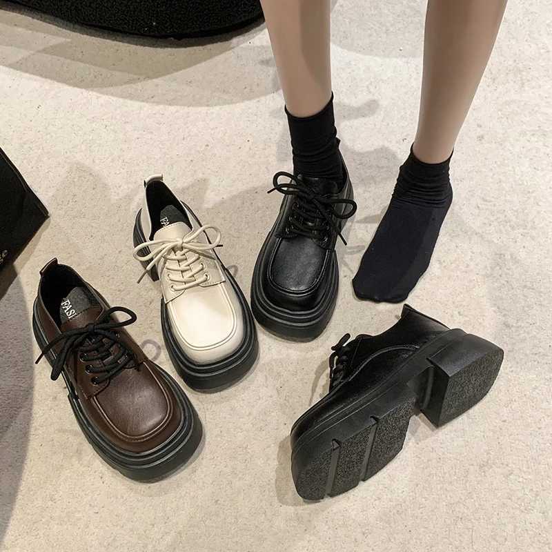2025 Womens Spring New Black Platform Lace Flat Shoes Womens Soft Padded Boat Shoes Designer Casual Leather Oxford Q67XJ250319