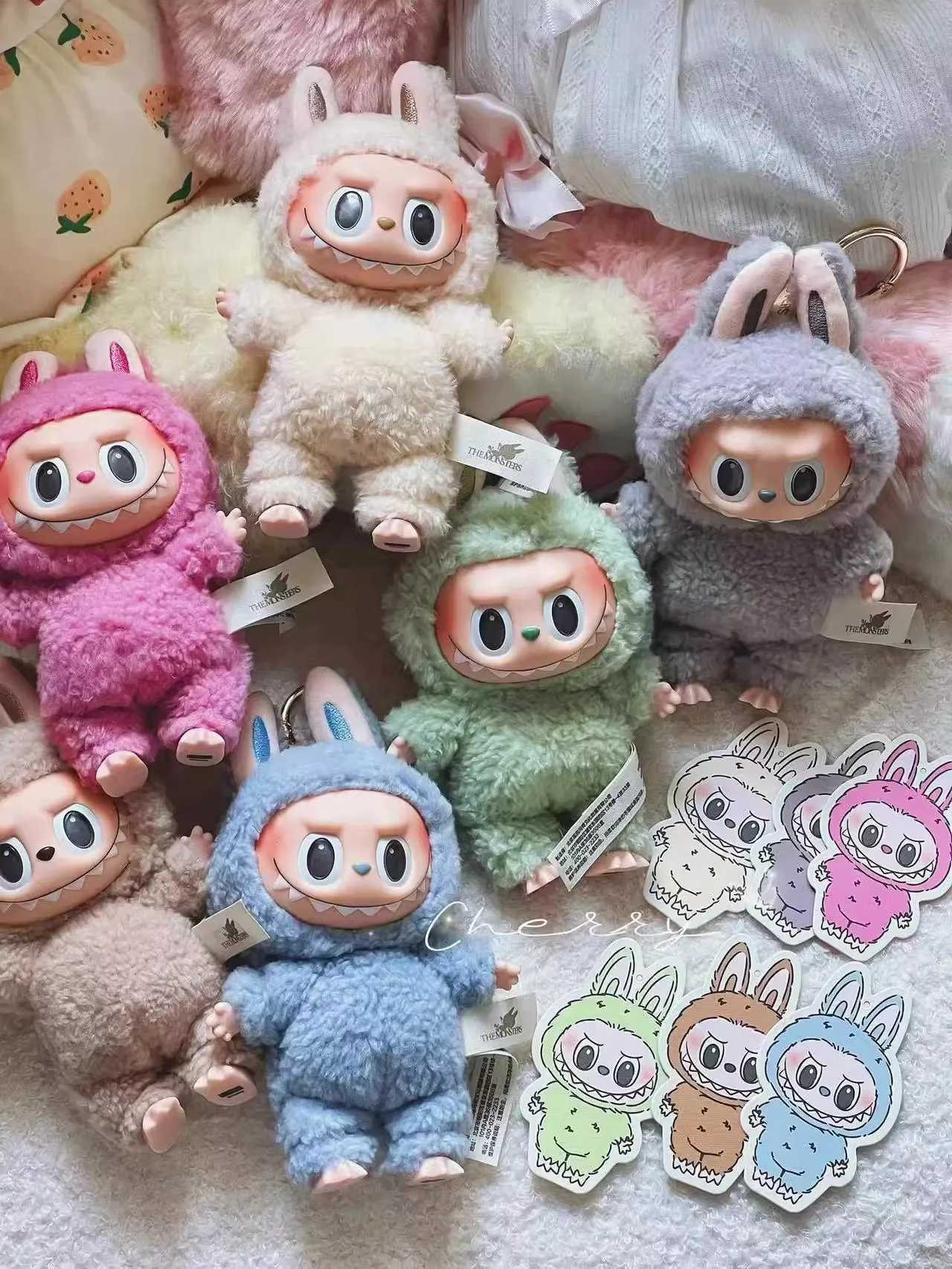 Labbubu Digital Pendant Toy Cute Cartoon Keychain Accessories Charm Keychain Decorative Bag Childrens Birthday Gift X250318