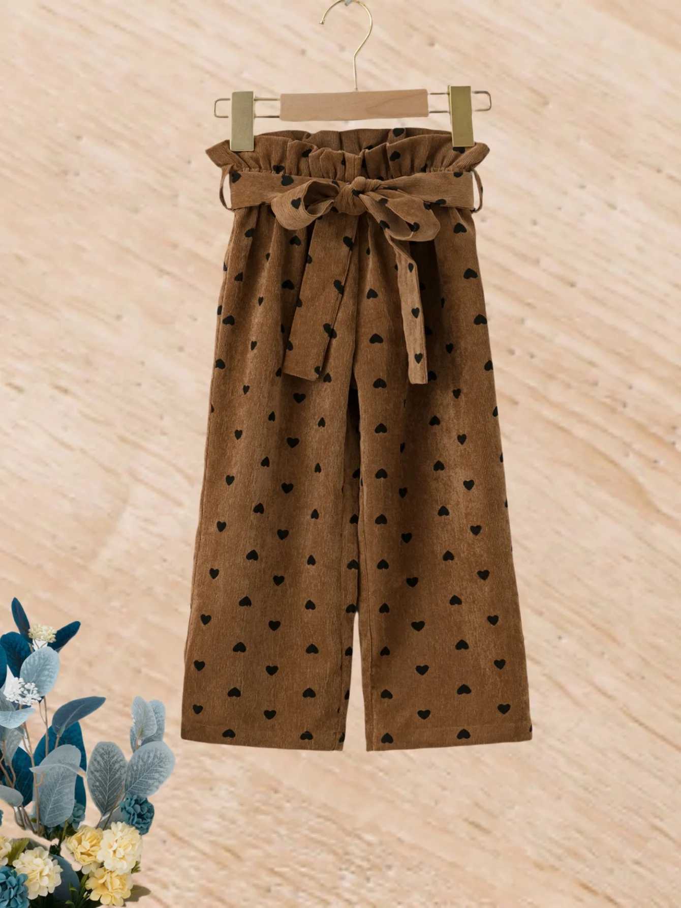 Childrens clothes for girls Autumn fashion ruffled edge elastic waist slimming love printed belt corduroy casual pantsT250318