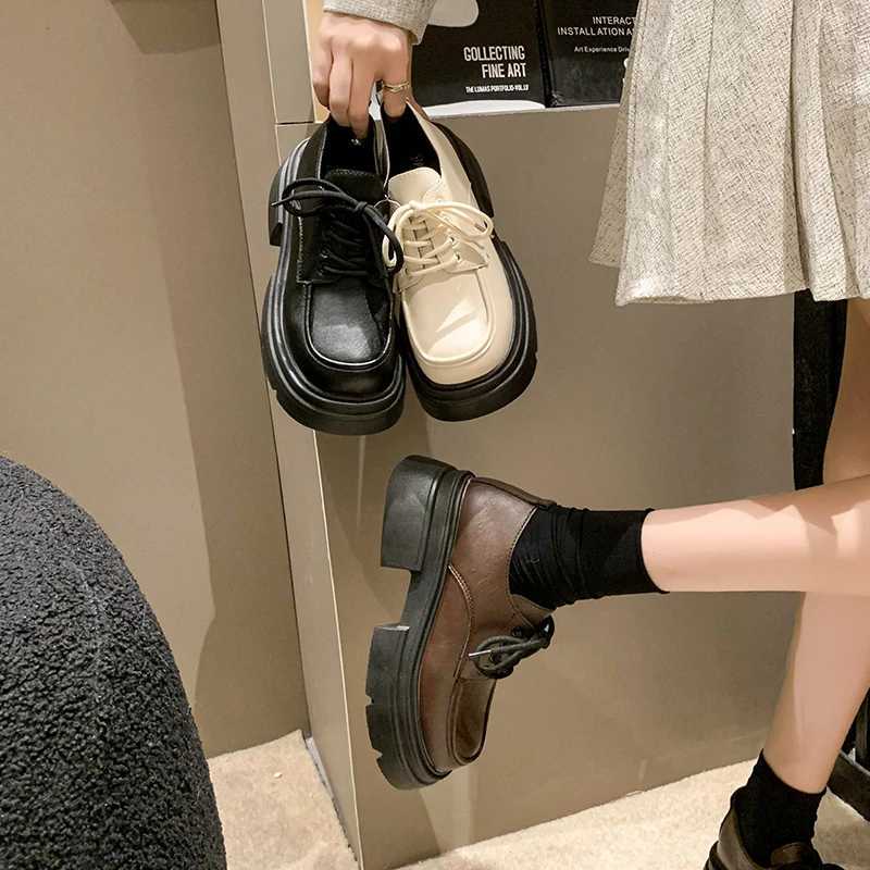 2025 Womens Spring New Black Platform Lace Flat Shoes Womens Soft Padded Boat Shoes Designer Casual Leather Oxford Q67XJ250319