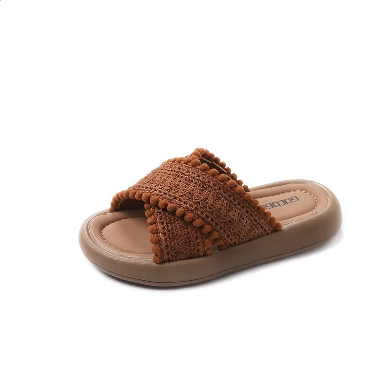 Girls Summer Fashion Beach Sandals Casual Outdoor Comfortable Slippers Childrens Fashion Soft Bottom 100 Flat Shoes 23-37 250318