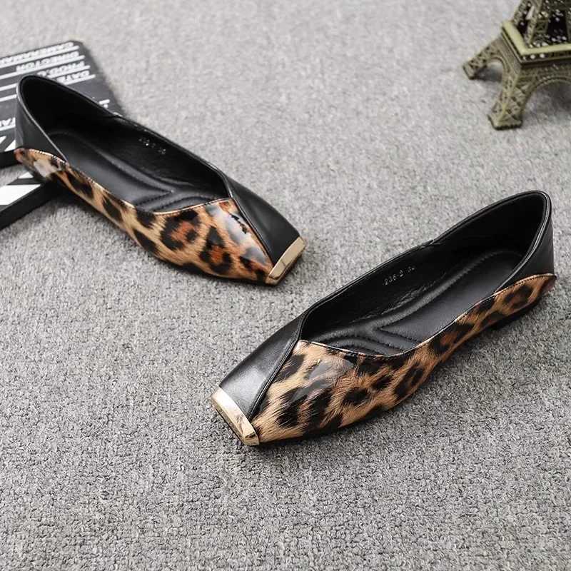 New light soft sole leather sandals for womens apartment square metal head talented leopard print Mary Jane ballet ZapatoXJ250319