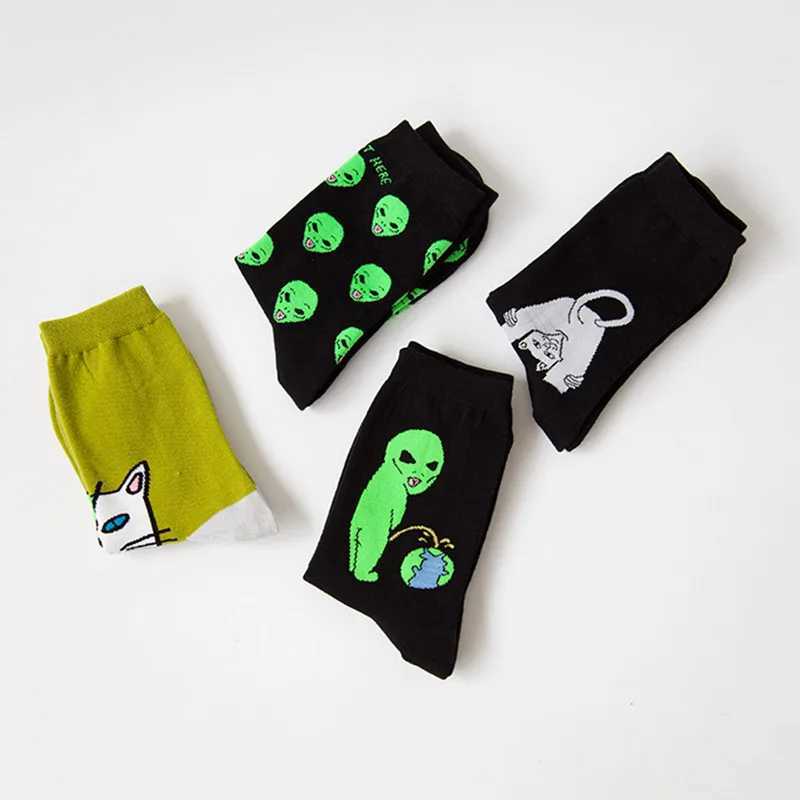 Fashionable unisex cartoon cat art fun alien planet comfortable autumn creative warm cotton Halloween party socks X250319