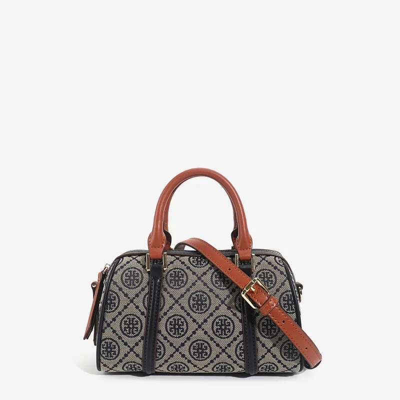 New Large Capacity Women's Handbag Fashion Brand Designer Shoulder Pattern Printed Pillow Nylon Women Crossbody Bag