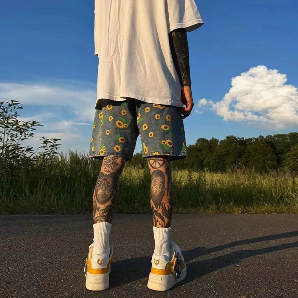 Denim Shorts Mens Summer High Street Capris Men Techwear Oversize Leisure Pants Unisex Streetwear Y2k Daisy Loose Jeans 250319