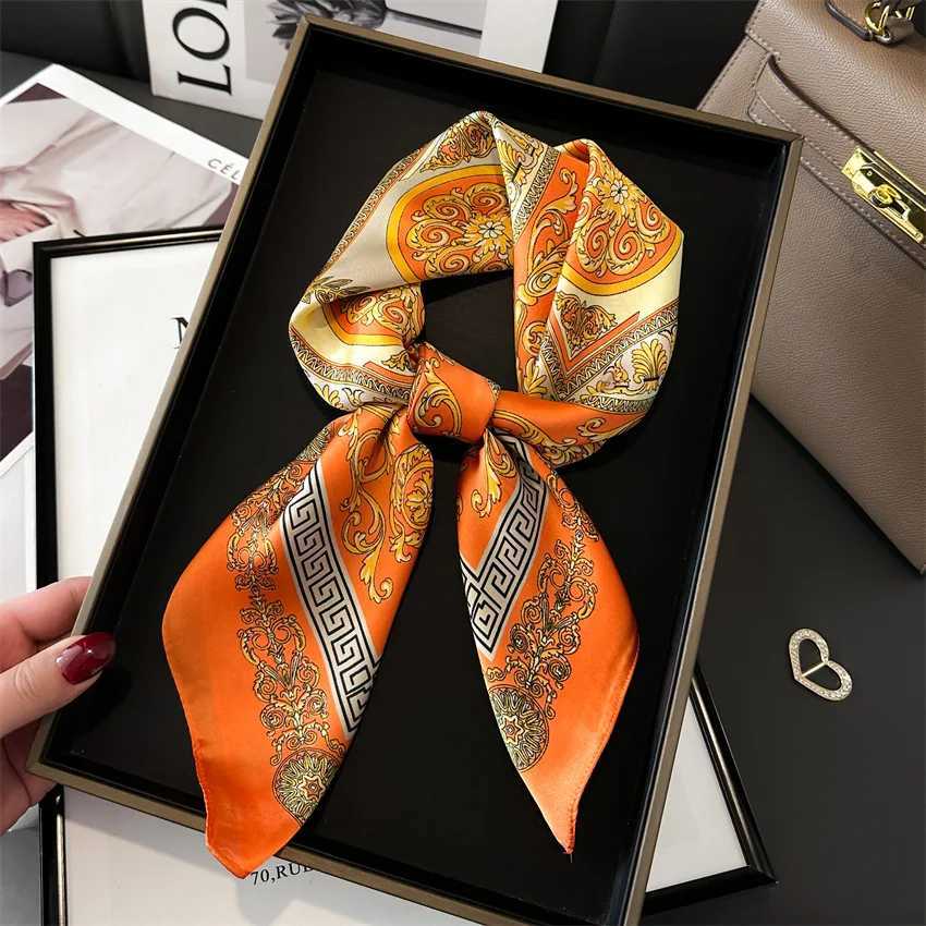 Luxury Temperature 70X70cm Square Scarf Silk Printed Scarf Kerchief Popar Silk Scarf Belt Set Scarf Tie Neck Bag X250319