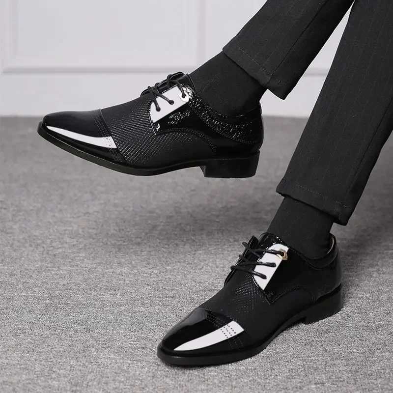 2025 New Mens Leather Shoes Business Mens Formal Shoes Hot Selling Social Mens Shoes High end Wedding Shoes Zapatos De Vir HombreXJ250319