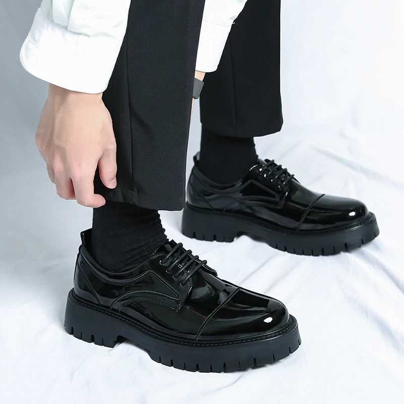 Mens black formal shoe tie shoelaces artificial patent thick soled leather business shoesXJ250319