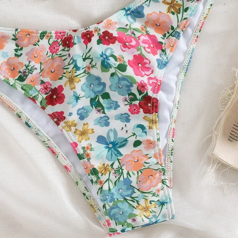 Floral print Bandeau bikini set shoulder push swimsuit womens top bikini knot swimsuit sexy summer swimsuit 250314