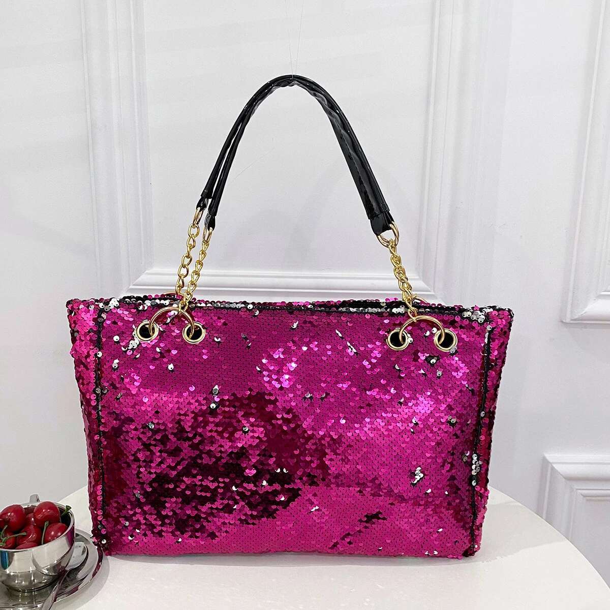 2025 New Fashion Glitter Portable Designer Women's Large Capacity Travel Single Shoulder Multi functional Women's Bag Trendy Handbag