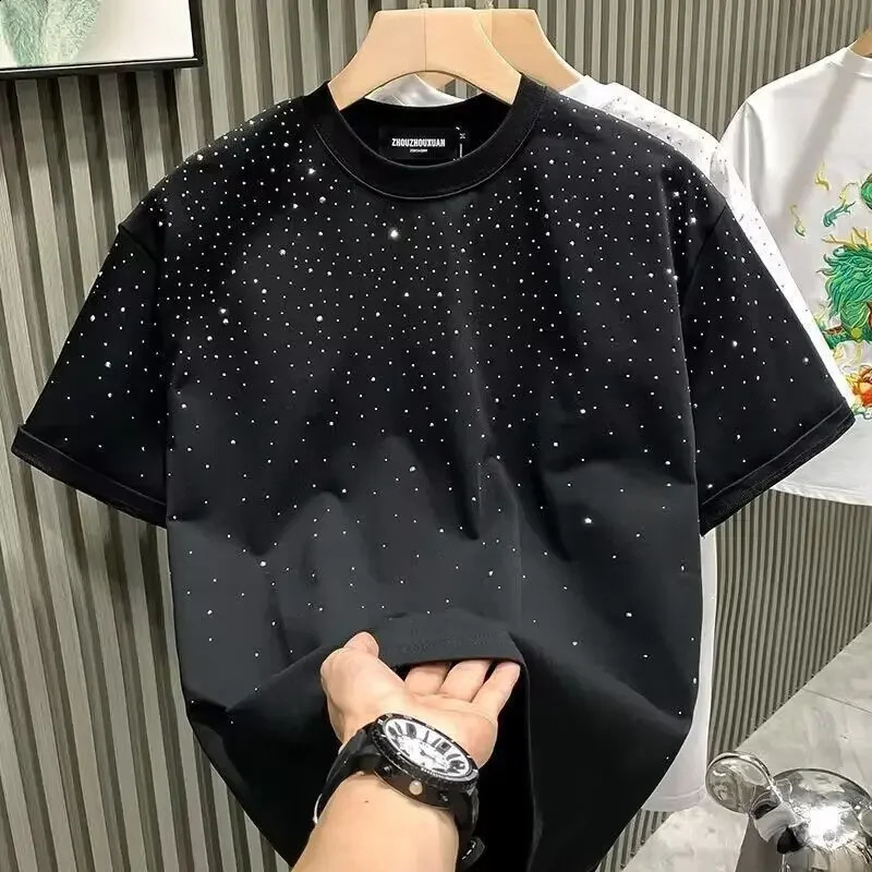 Summer Rhinestone Rivet T-shirt for Men Clothing Round Neck Casual T-shirt Fashion High Street Mens Summer Short Sleeves 250319
