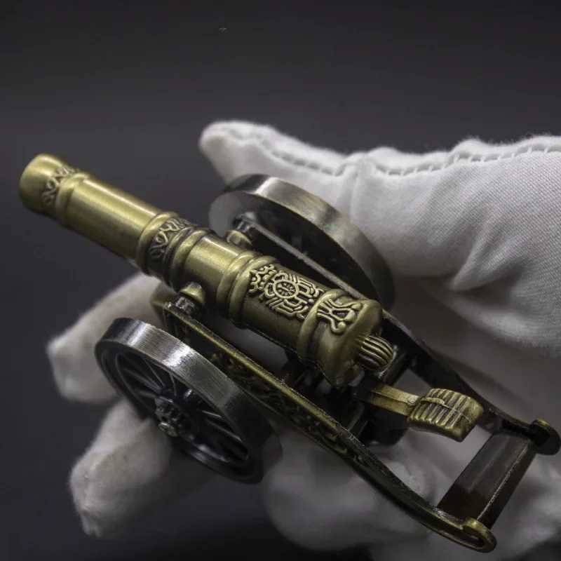 New Mini Retro Lighter Refillable Butane Gas Lighters Windproof Torch Flame Novelty Vintage Unique Gift Smoking AccessoriesC250319