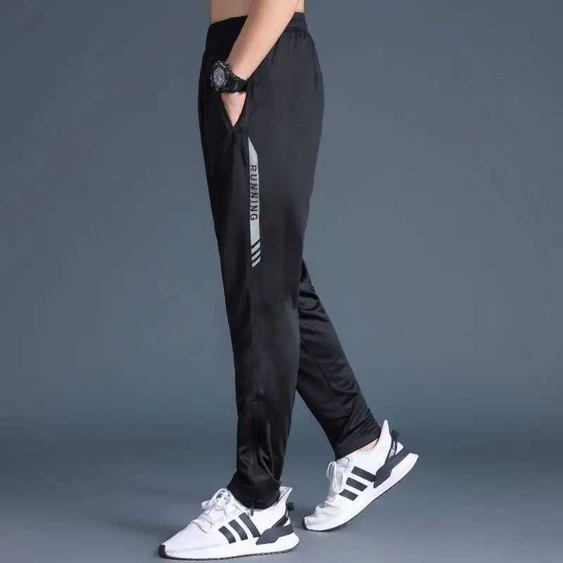 Sports Training Men Striped Tracksuit Capris Pants Spring Summer Thin Outdoor Breathable Cycling Joggers Quick Dry Sweatpants X250319