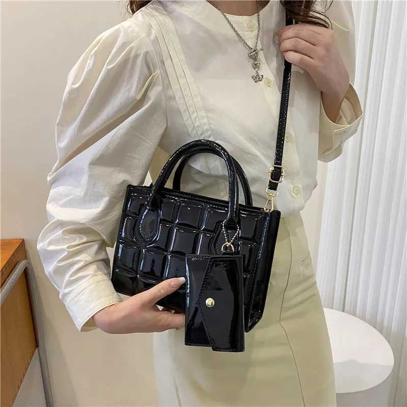 New Casual PU Leather Shoder Bag for Wen Fashion Solid Color Crossbody Handbags Purse Fem Simple Designer Bag Z250318