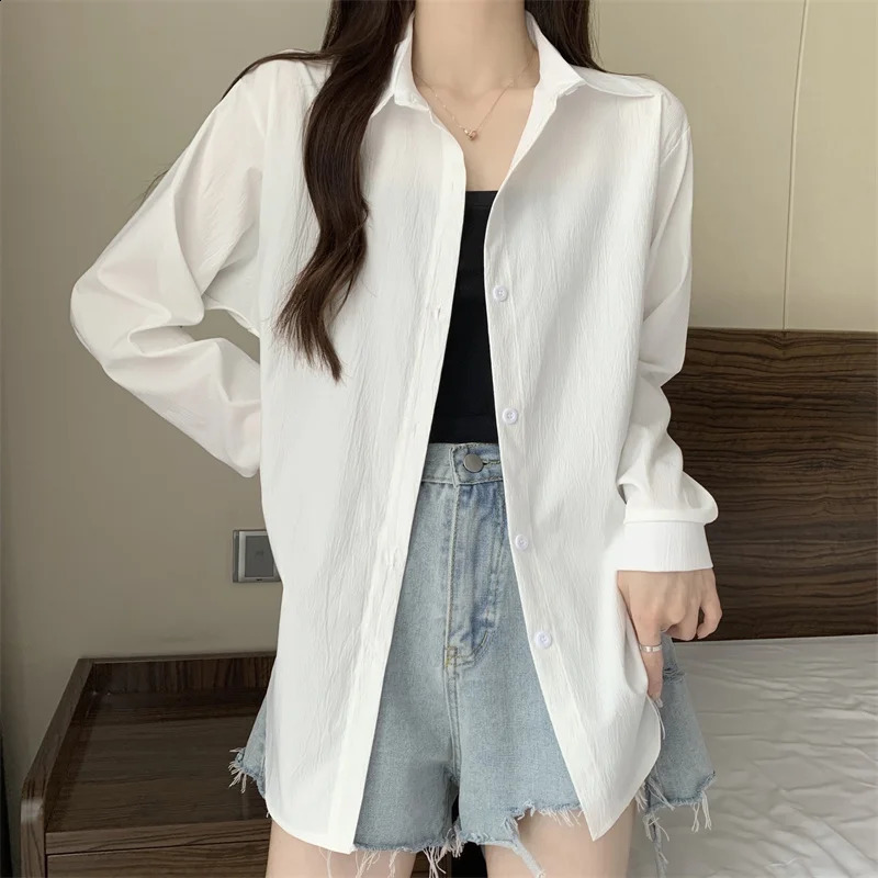 Long Sleeved Casual Shirts for Women 2025 Spring Light Blue Shirt Womens Clothes with Many Korean Reviews Office Wear Women 250318