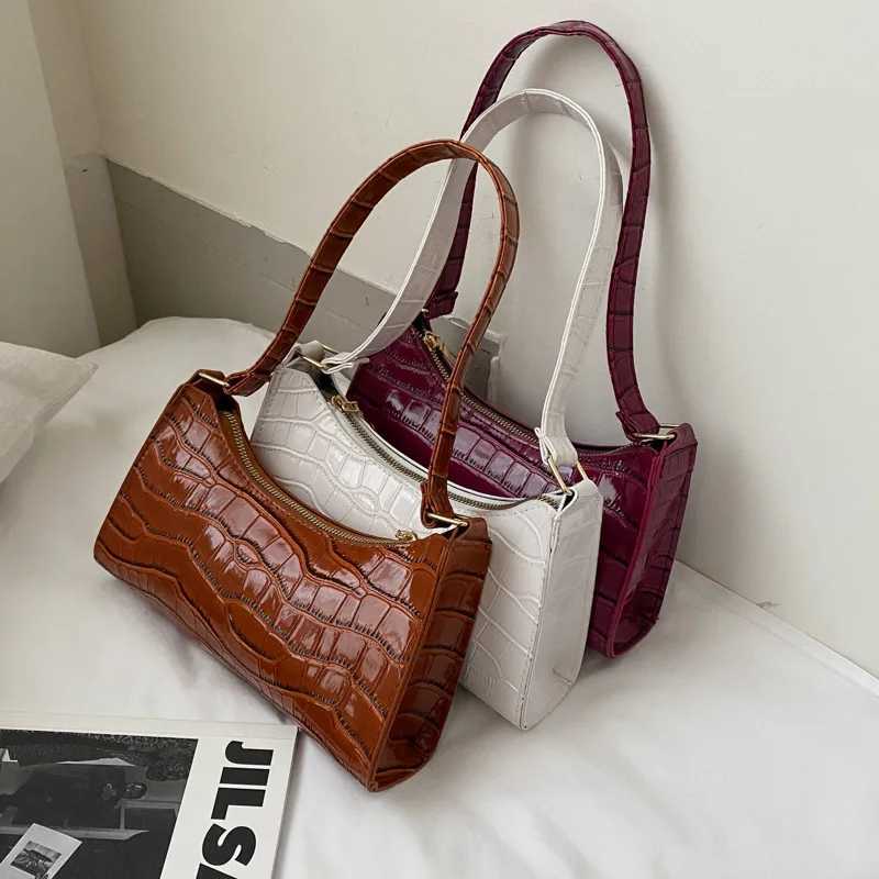 Fashion Exquisite Shopping Bag Retro Casual Wen Totes Shoder Bags Fem Leather Solid Color Chain Handbag for Wen 2023 Z250318