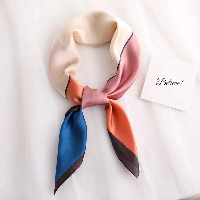70 * 70 Wen Silk Scarf Luxury Silk Scarf Collar Fauard Leopard Wallet Designer Silk Square Triangle Scarf X250319